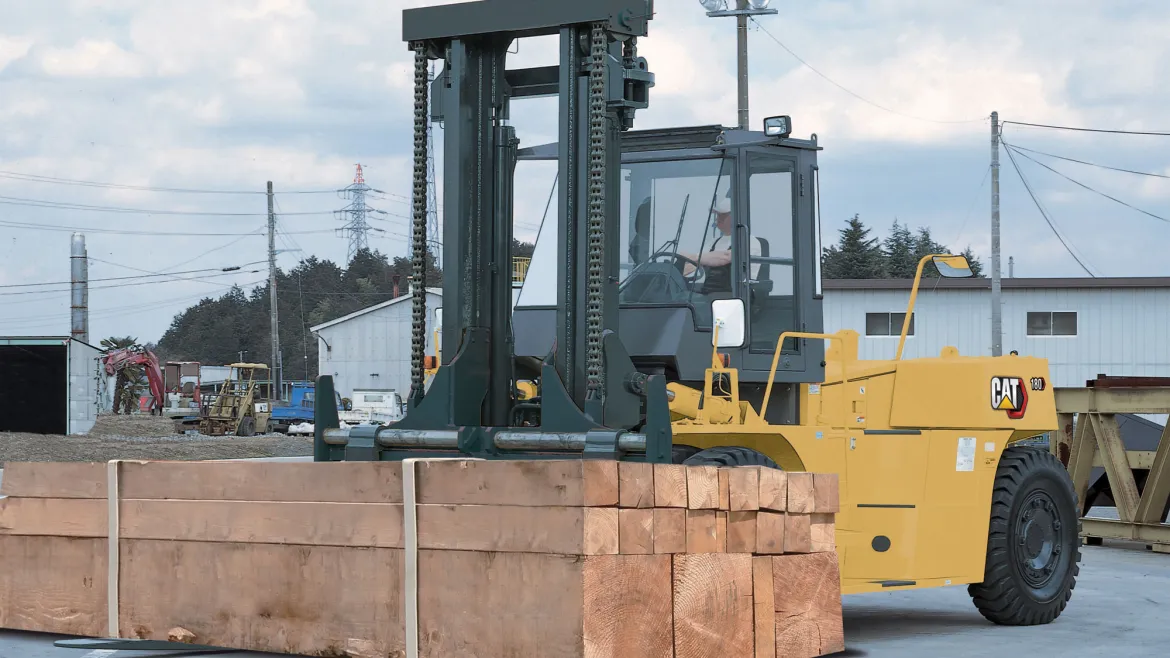 Cat® DP200NE Large Heavy-Duty Diesel Lift Truck (20.000 kg) - Tampilan 2