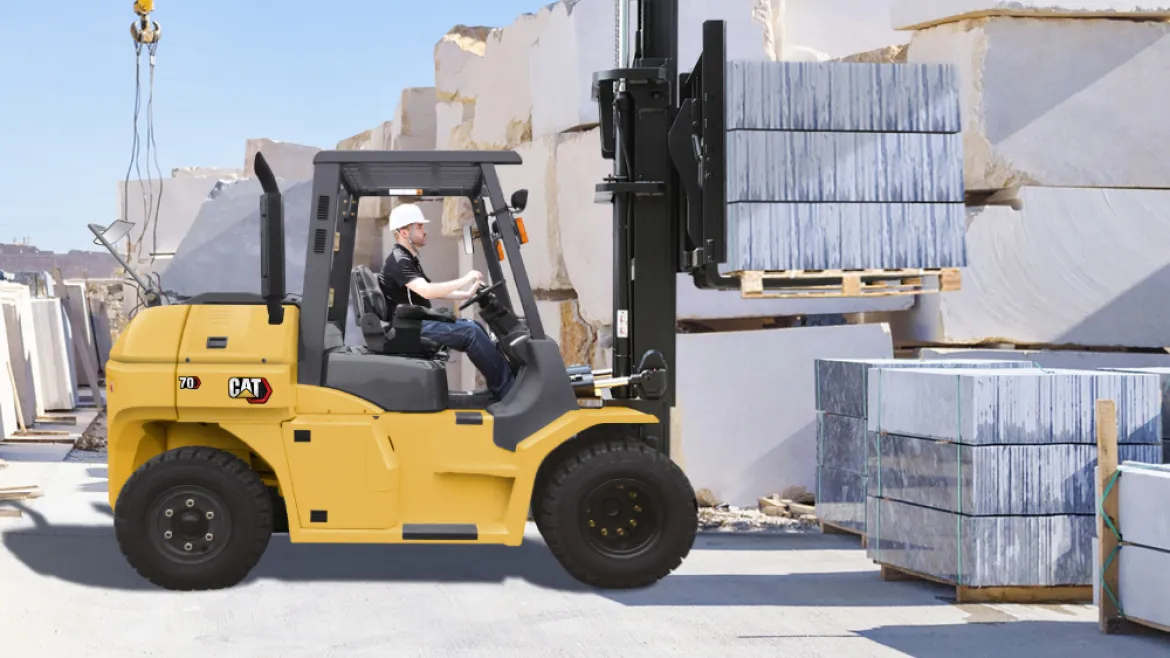 Cat® DP70N3 Heavy-Duty Diesel Forklift (7.000 kg) - Tampilan 3