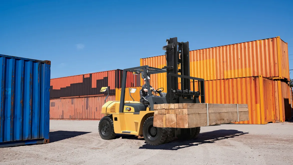 Cat® DP80NH Heavy-Duty Diesel Forklift (8.000 kg) - Tampilan 3