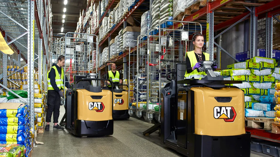 Cat® NO20N2 Low-Level Order Picker (2.000 kg) - Tampilan 4