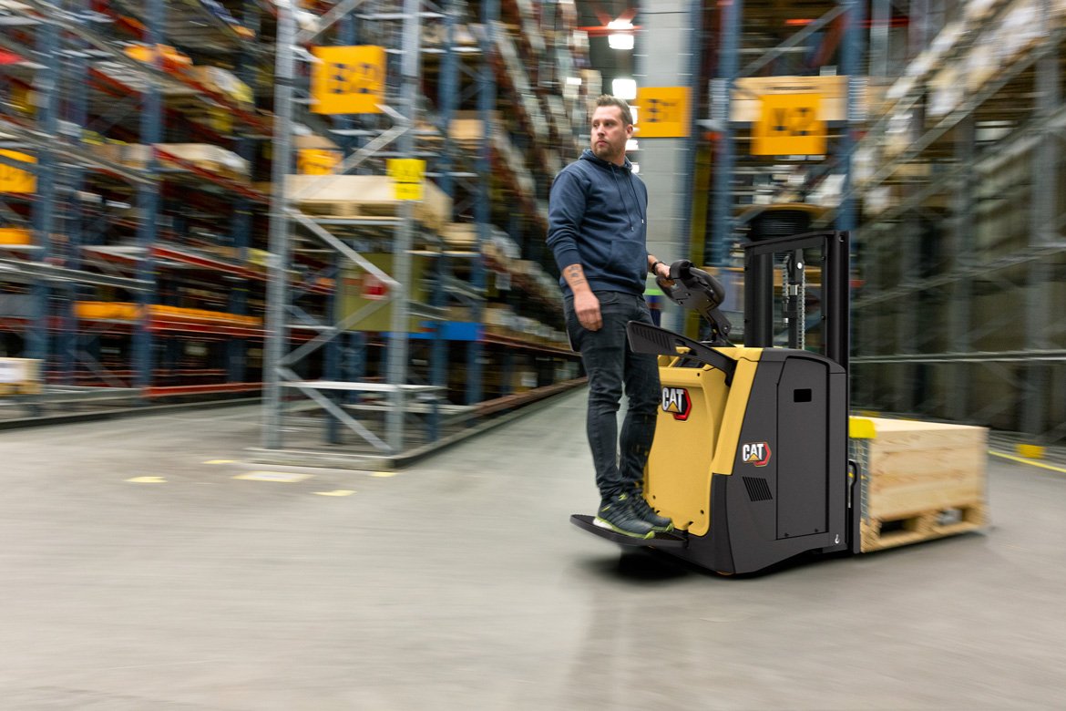 Cat® NPF20N3DR Platform Double Pallet Handler (2.000 kg) Indonesia