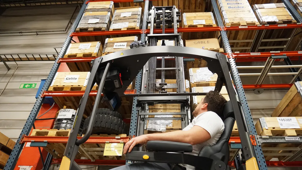 Cat® NR12N3L Light Reach Truck (1.200 kg) - Tampilan 4