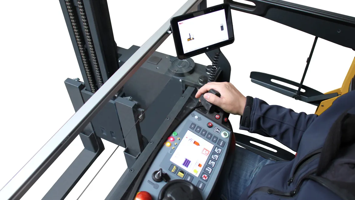 Cat® NVT12 Man-Up VNA Turret Truck (1.200 kg) - Tampilan 3