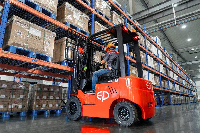 Forklift EP Equipment EFL183 - Tampilan 14