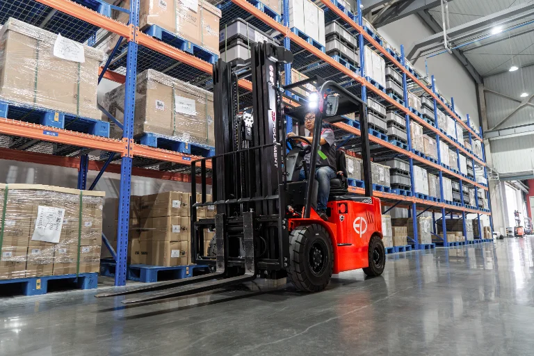 Forklift EP Equipment EFL183 - Tampilan 9