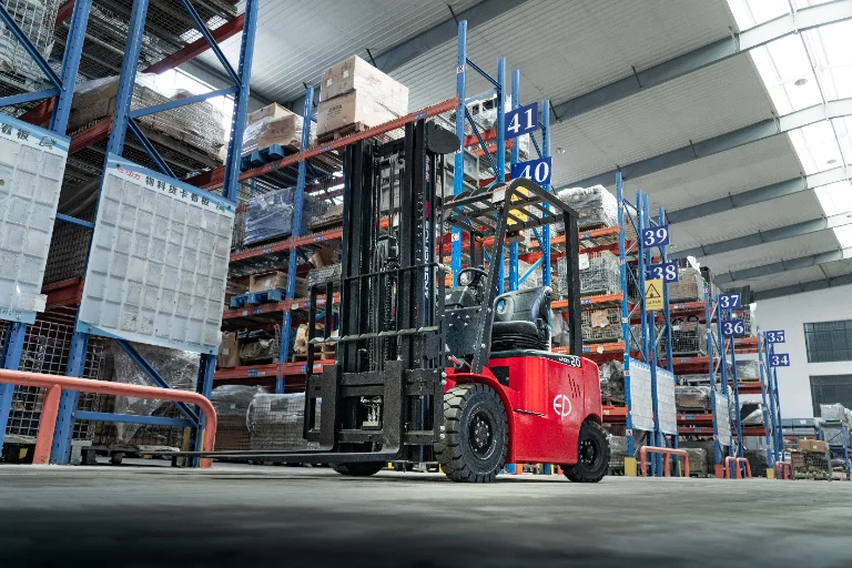 Forklift EP Equipment EFL201 - Tampilan 10
