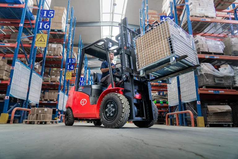Forklift EP Equipment EFL252 - Tampilan 11