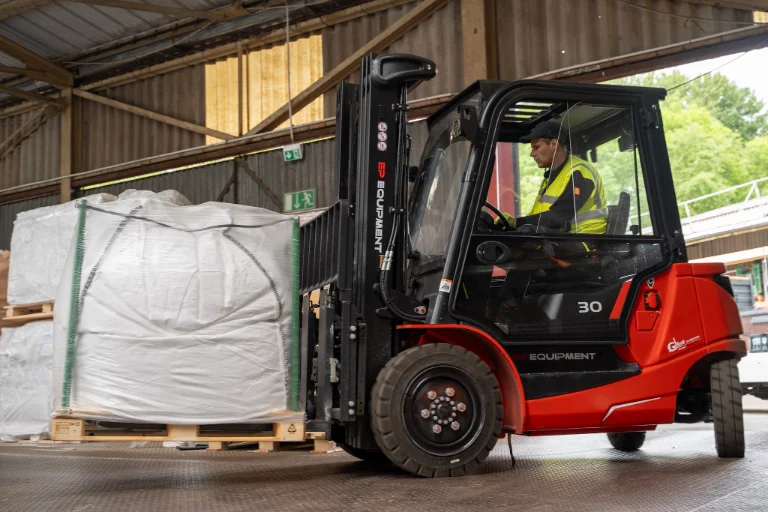 Forklift EP Equipment EFL30-PRO - Tampilan 11