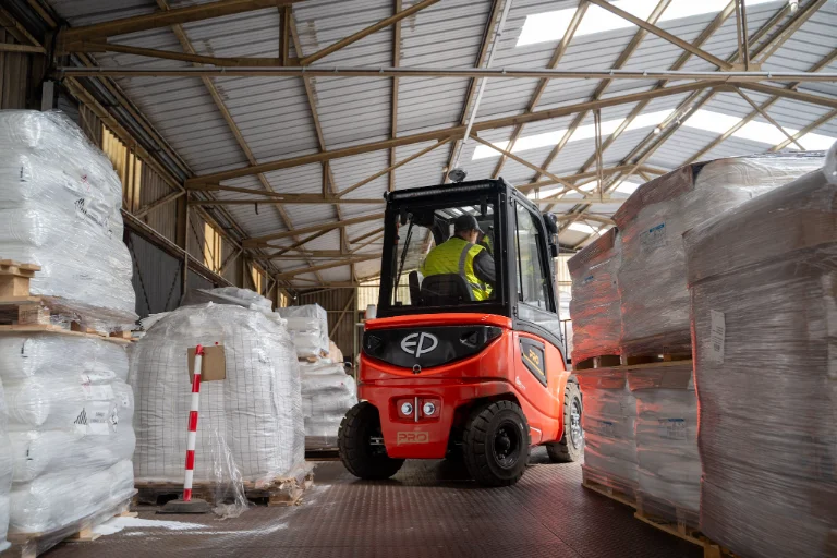 Forklift EP Equipment EFL30-PRO - Tampilan 18