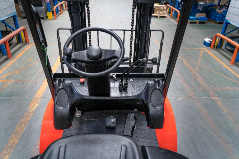 Forklift EP Equipment EFL303P - Tampilan 15