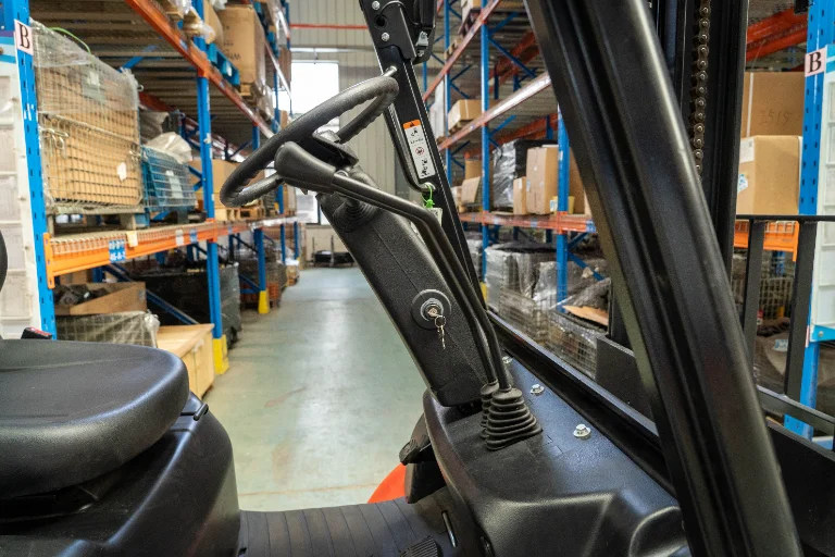 Forklift EP Equipment EFL303 - Tampilan 10