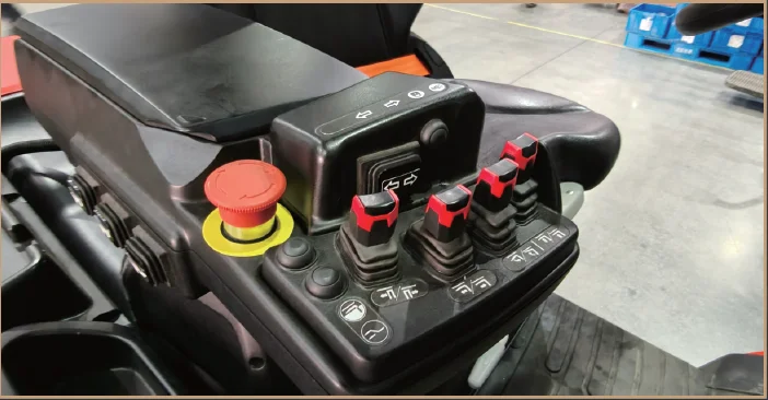 Forklift EP Equipment EFL35-PRO - Tampilan 4