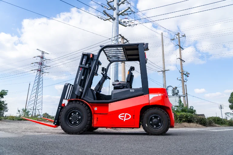 Forklift EP Equipment EFL504-6 - Tampilan 3