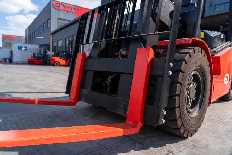 Forklift EP Equipment EFL604-6 - Tampilan 4