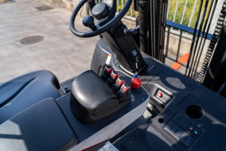 Forklift EP Equipment EFL904-6 - Tampilan 7