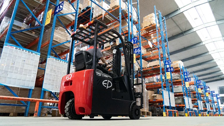 Forklift EP Equipment EFS151 - Tampilan 12