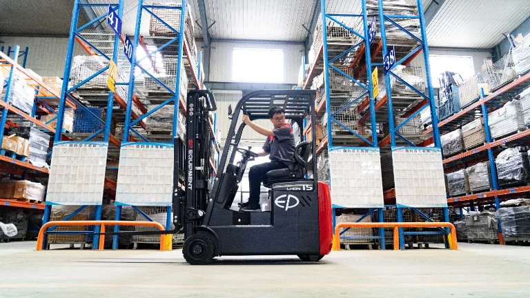 Forklift EP Equipment EFS151 - Tampilan 8