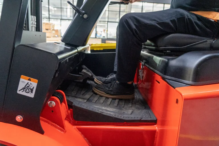 Forklift EP Equipment EFX4-301 - Tampilan 14