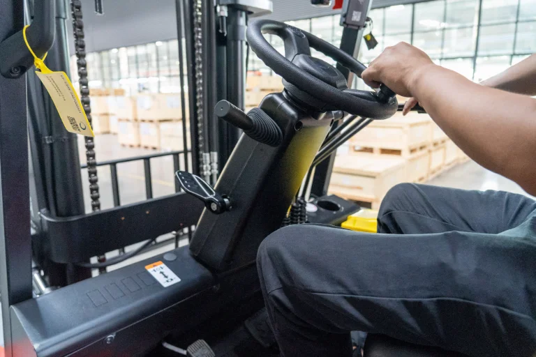 Forklift EP Equipment EFX4-301 - Tampilan 15