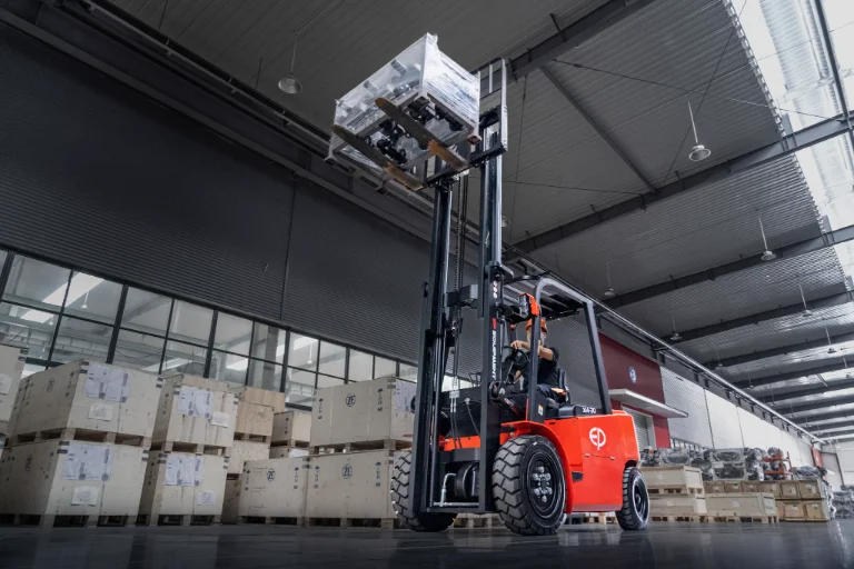 Forklift EP Equipment EFX4-301 - Tampilan 8