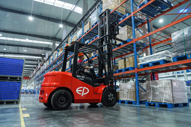 Forklift EP Equipment EFX5-351 - Tampilan 11