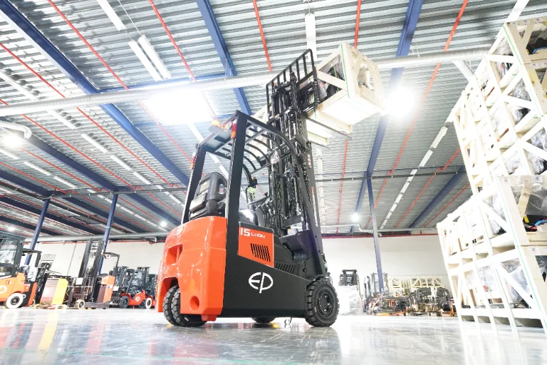 Forklift EP Equipment TVL151 - Tampilan 18