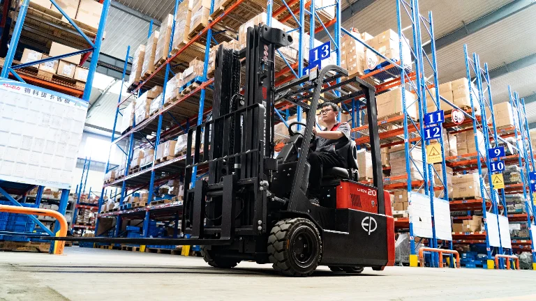 Forklift EP Equipment TVL151 - Tampilan 8