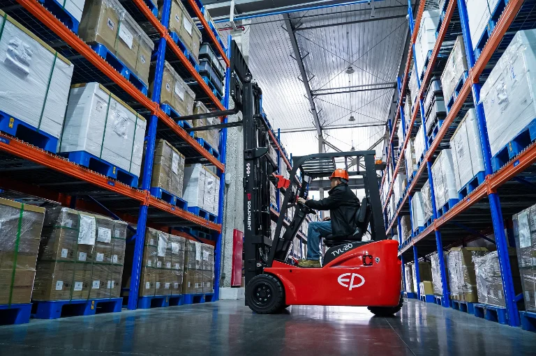 Forklift EP Equipment TVL182 - Tampilan 11