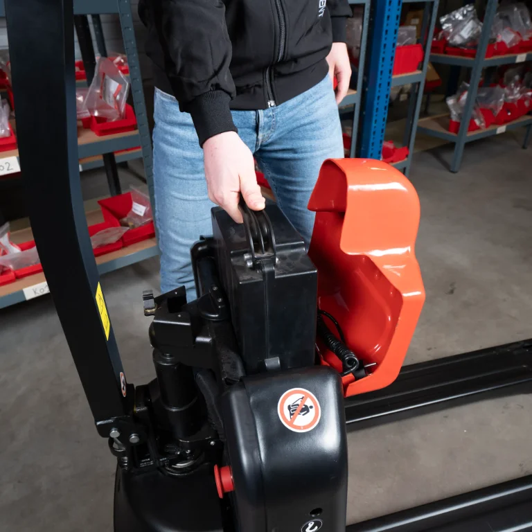 Forklift EP Equipment EPL185 - Tampilan 11