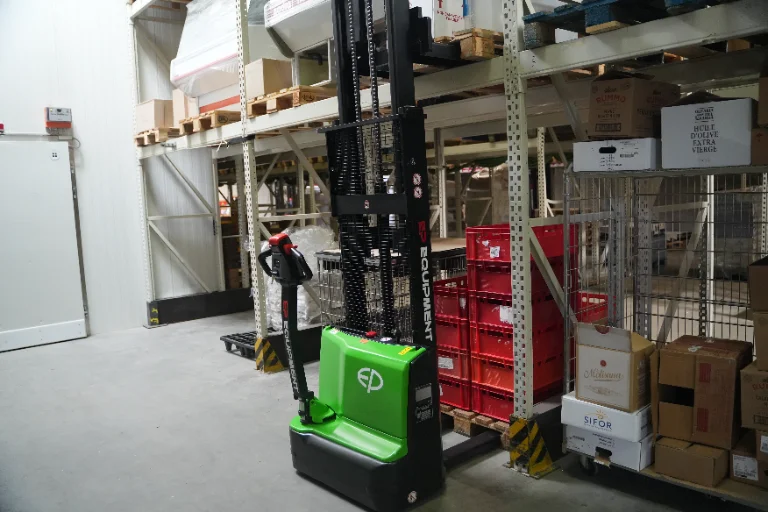 Forklift EP Equipment DS3 - Tampilan 3