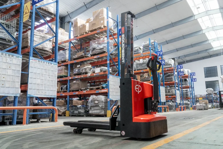 Forklift EP Equipment ESi161 - Tampilan 13