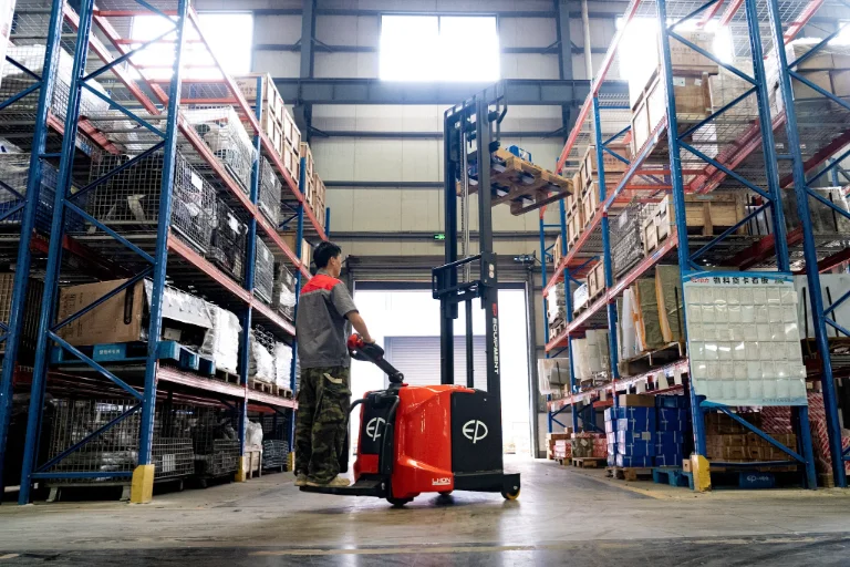 Forklift EP Equipment RSC152 - Tampilan 17
