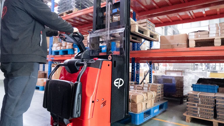 Forklift EP Equipment RSi201 - Tampilan 13