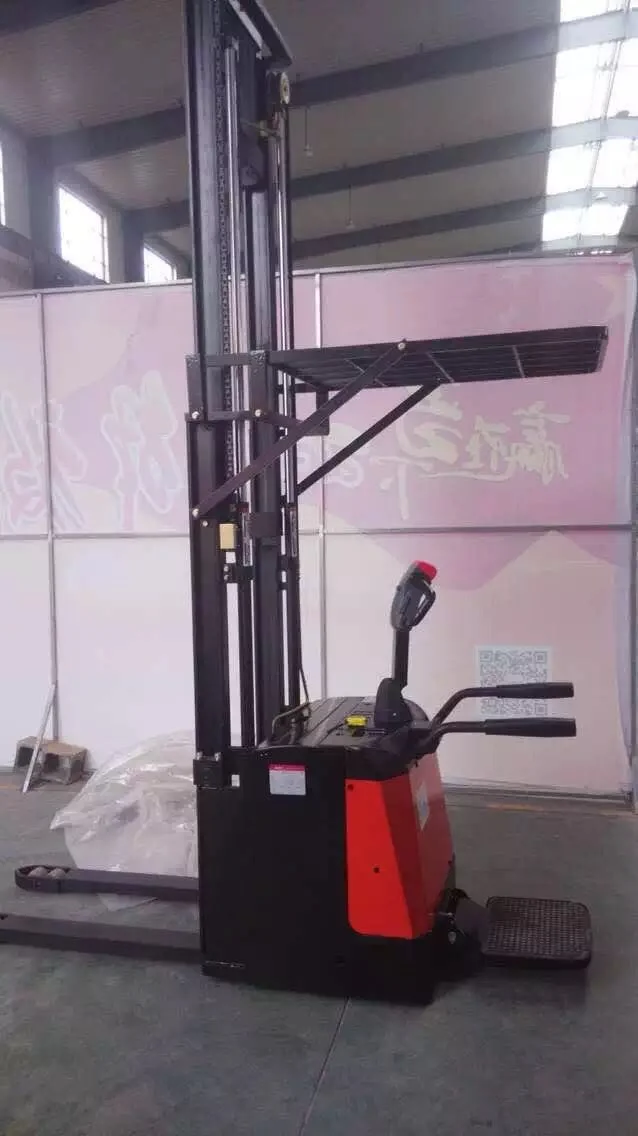 Forklift EP Equipment CQE12R - Tampilan 6