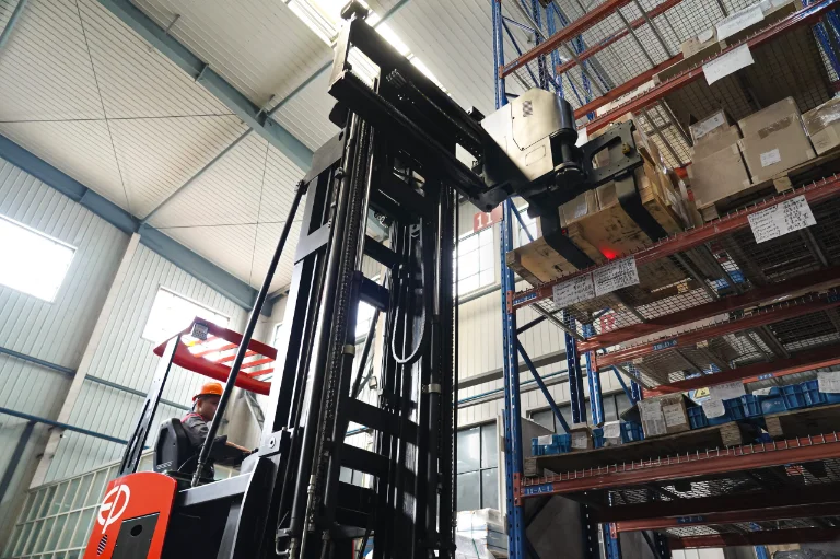 Forklift EP Equipment CTL15 - Tampilan 15