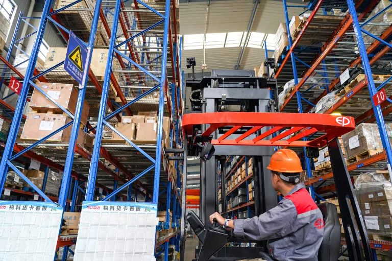 Forklift EP Equipment CTL15 - Tampilan 9