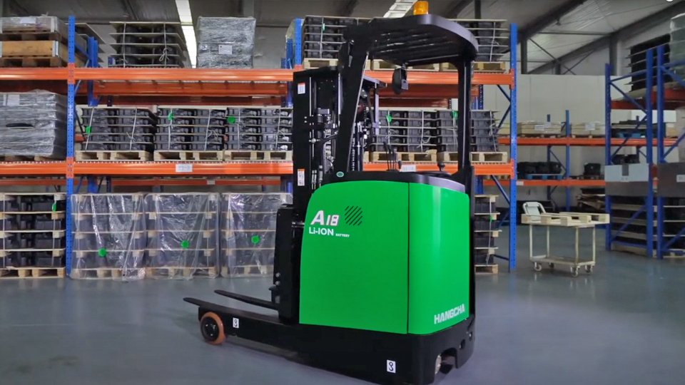 HC Forklift A Series Stand-on Reach Truck 1.5-1.8t(Li-Ion) - Sudut Teknis 11