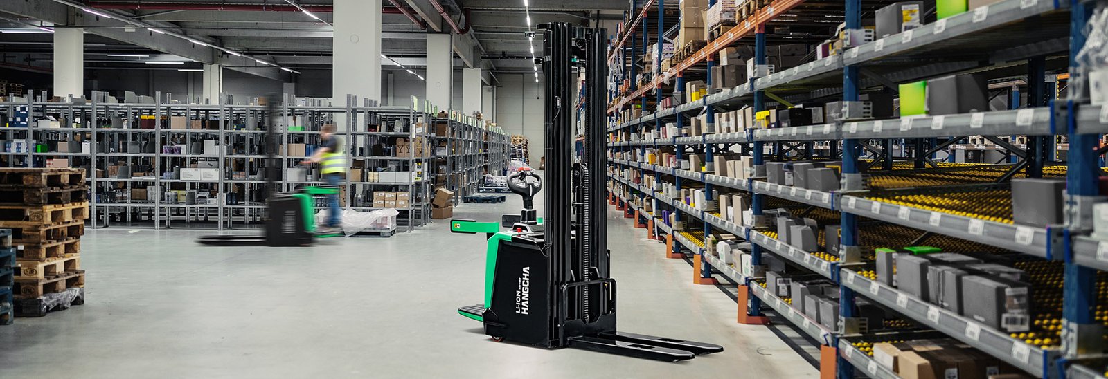 Spesifikasi Teknis HC Forklift XA Series Electric Stacker (Lithium E-Trucks) Kapasitas 1,200~2,000kg