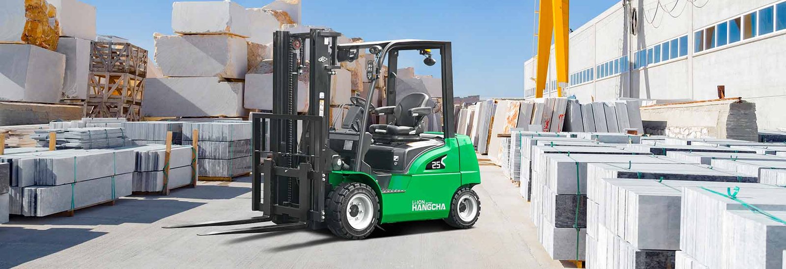 Spesifikasi Teknis HC Forklift XC series electric forklift with Li-Ion power 1.5~3.5t (Lithium E-Trucks) Kapasitas 1,500~3,500kg