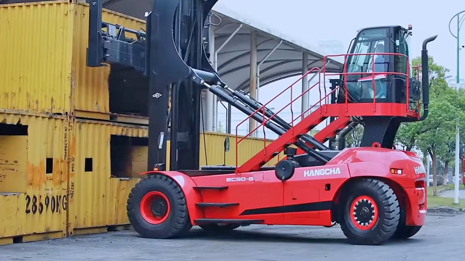 HC Forklift X Series Empty Container Handler 9.0t - Sudut Teknis 11