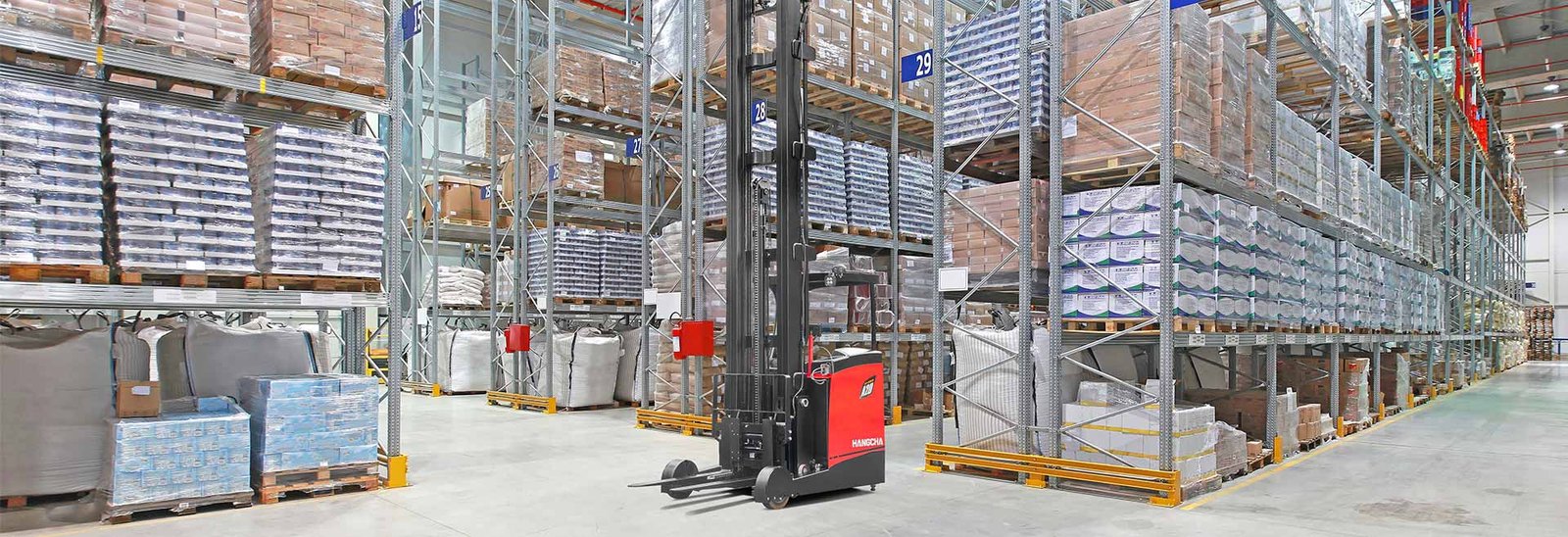 Spesifikasi Teknis HC Forklift A Series Premium Version Reach Truck (Reach Trucks) Kapasitas 1,200~2,000kg