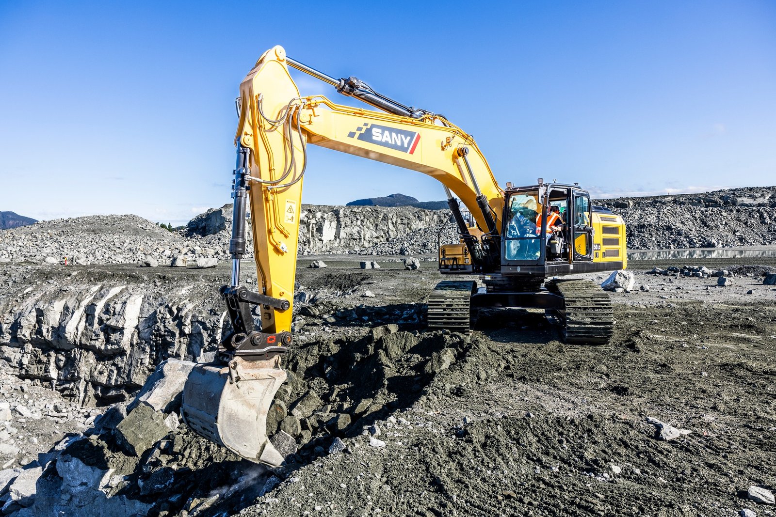 Sany Sany Excavator - SY305C LC Medium Excavator