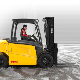 TCM FHB50C-E1 80V Heavy-Duty 4-Wheel Electric Counterbalance Forklift (4.990 kg) - Tampilan 3
