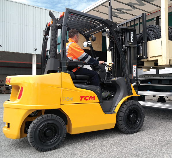 TCM FGE30-E3 Stage V LPG Gas Counterbalance Forklift (3.000 kg) - Tampilan 7