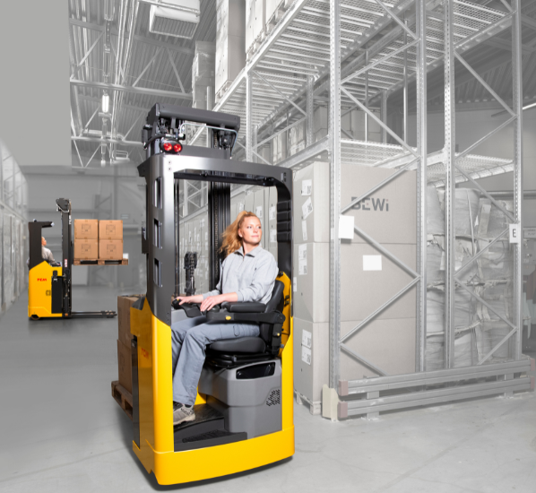 TCM SSO20-N2 Sit-On Heavy-Duty Stacker Truck (2.000 kg) - Tampilan 4