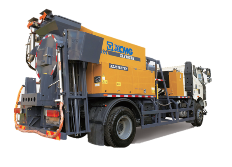 XCMG XLY103TB Pavement Maintenance Vehicle Indonesia