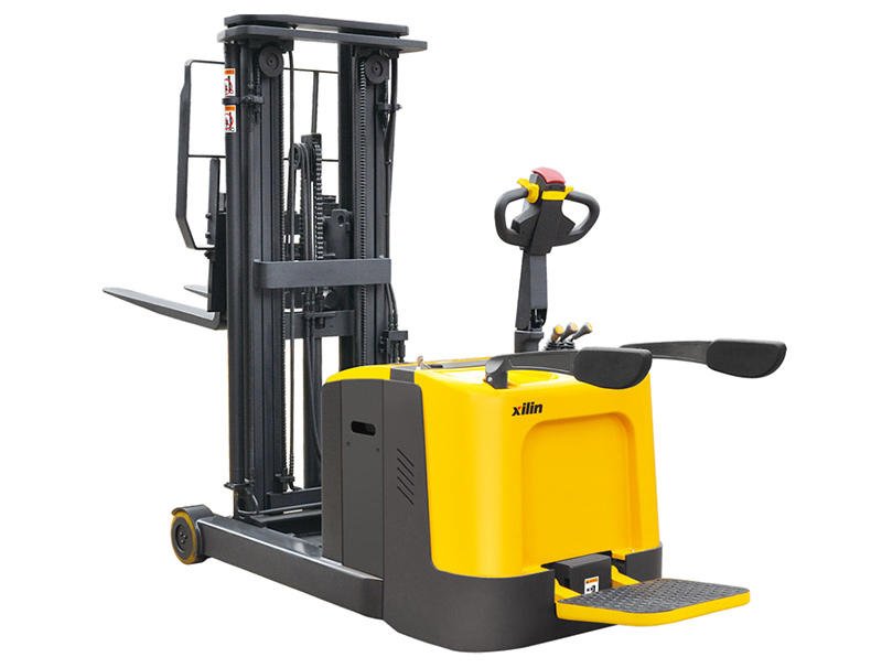 Xilin CQD12R Counterbalanced Electric Reach Stacker (1.250 kg)