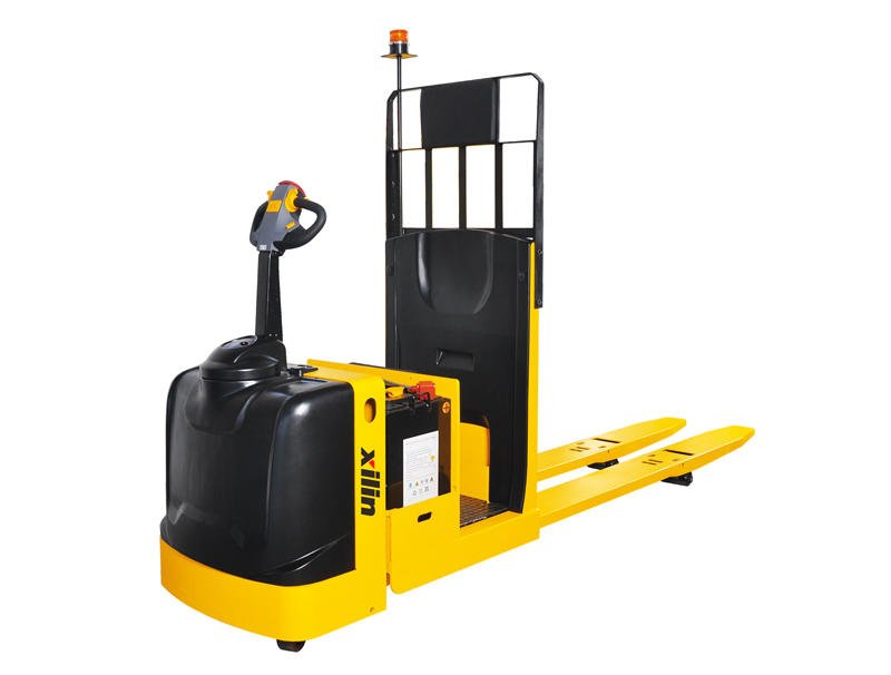 Xilin CBD30Q Low Level Central Rider Order Picker (3.000 kg) Indonesia