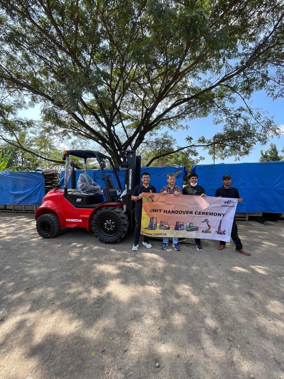 Forklift Heavy Equipment cepet.co.id